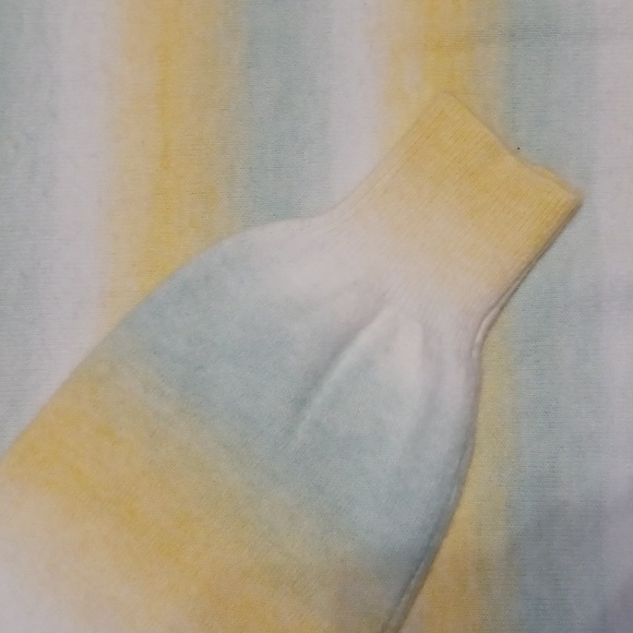 Loft Space Dyed Crew Neck Sweater in Yellow,  White, Blue/Green Size L NWT - Picture 3 of 8